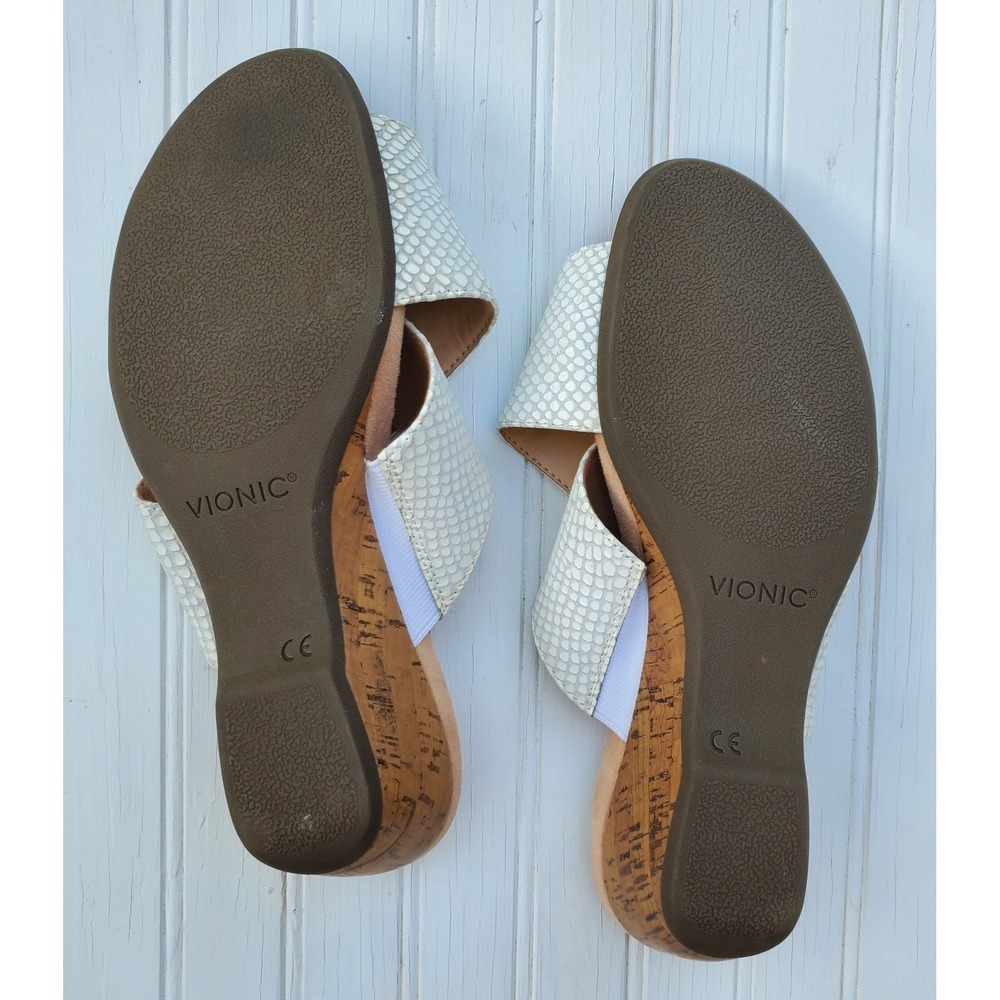 Vionic Women's Hayden Faux White Snakeskin  Sandals Size 10 Wedge Slip On - Picture 5 of 8